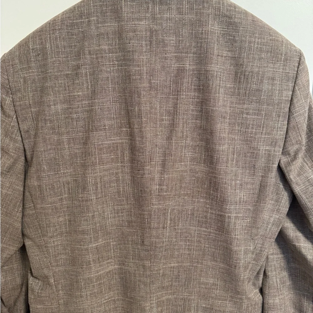 Hugo Boss Suit - Picture 5 of 5